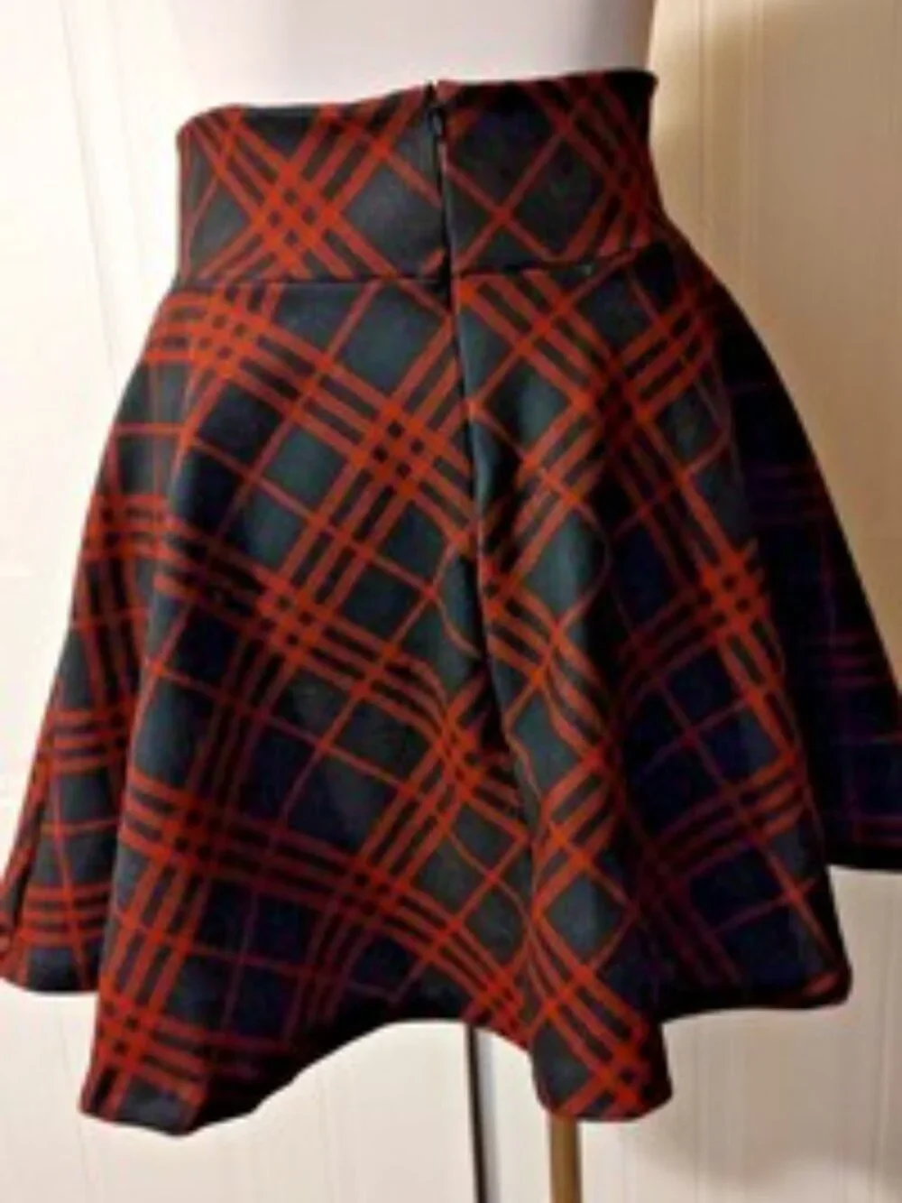 Tartan Plaid GOTHIC Grunge LOLITA Cosplay Skater Skirt Skort Size Small / Medium